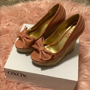 Pink Wedges